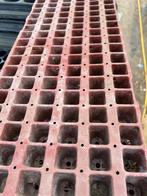 stekplaat plantplaat zaaiplaat 102 plantgaten, Enlèvement ou Envoi, Moins de 25 cm, Comme neuf, Synthétique