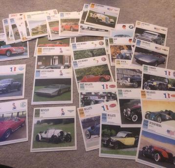 Edito-Service: 62 autokaarten + stickerblad met autologo's beschikbaar voor biedingen