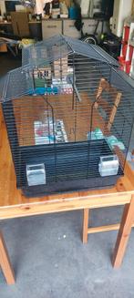 2 cages à oiseaux. 30€ piece, Animaux & Accessoires, Comme neuf, Enlèvement ou Envoi