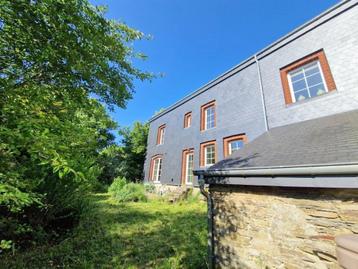 Corbion - Semois: Aangenaam huis met grote tuin, garage beschikbaar voor biedingen