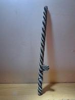 Couteau tribal africain sculpté à la main
Dague avec étui en, Ophalen of Verzenden, Zo goed als nieuw