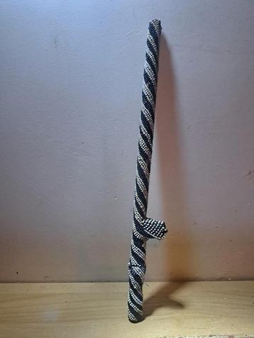 Couteau tribal africain sculpté à la main
Dague avec étui en beschikbaar voor biedingen