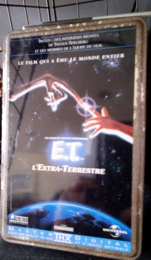 ET the Extra-Terrestrial Collector's Edition, metalen behuiz, Cd's en Dvd's, VHS | Documentaire, Tv en Muziek, Gebruikt, Ophalen of Verzenden