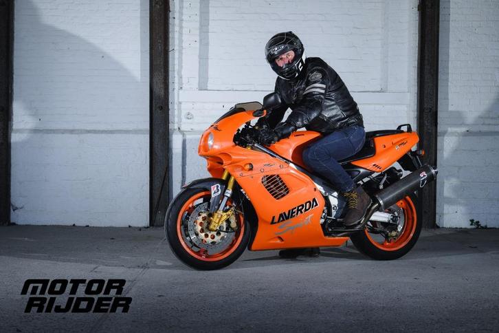 Laverda 750 Sport 1999, Motoren, Motoren | Oldtimers, Sport, meer dan 35 kW, 2 cilinders, Motorrijbewijs A, Sportuitlaat, Ophalen