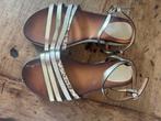 goudkleurige sandalen maat 38, Overige kleuren, Zo goed als nieuw, Sandalen of Muiltjes, Ophalen of Verzenden