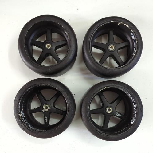 FG / Carson wielen met slicks (Marder, Carson Attack, Reely), Hobby en Vrije tijd, Modelbouw | Radiografisch | Auto's, Gebruikt