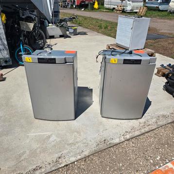 Frigo koelkast ijskast diepvries foodtruck horeca caravan  beschikbaar voor biedingen
