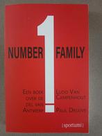Boek "number 1 family", Verzamelen, Sportartikelen en Voetbal, Ophalen of Verzenden, Zo goed als nieuw