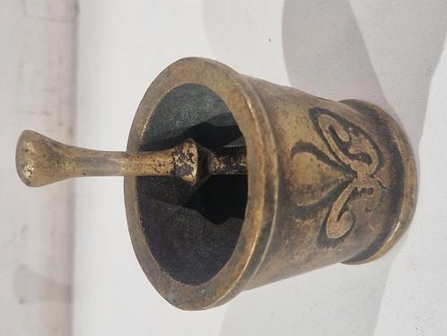 Antieke zware miniatuur vijzel met stamper, Antiek en Kunst, Antiek | Brons en Koper, Brons, Ophalen of Verzenden
