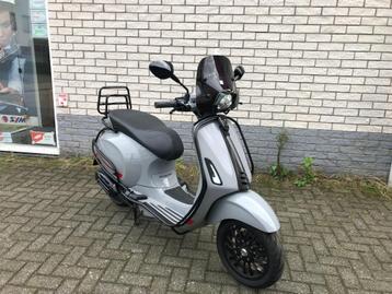 HERFSTKRAKERS: VESPA SPRINT S 45KM NARDO GREY BJ2020 7000K  beschikbaar voor biedingen