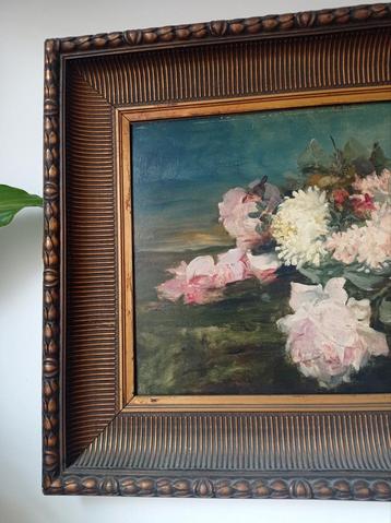 Mooi oud schilderij met bloemen beschikbaar voor biedingen
