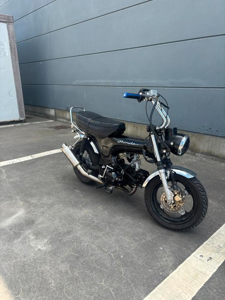Dax b klasse, Fietsen en Brommers, Brommers | Honda, Ophalen