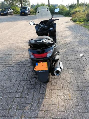 Yamaha Majesty 400CC