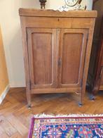 Meuble très ancien en bois.66X 51 profond X 100 haut., Ophalen