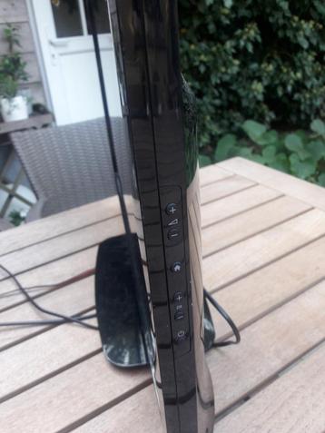 Philips tv  led-lcd = hdmi 26" ok voor chromecast beschikbaar voor biedingen