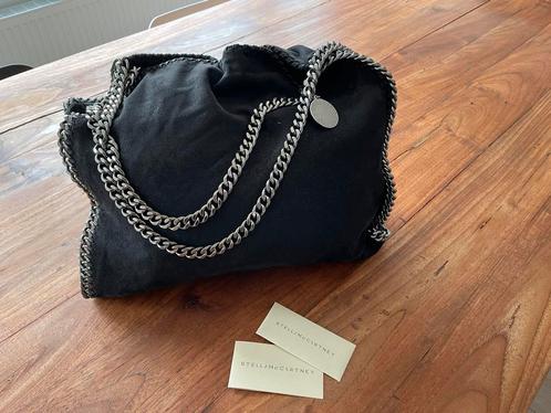 Stella McCartney classic Falabella mini-tote, Handtassen en Accessoires, Tassen | Damestassen, Zo goed als nieuw, Ophalen of Verzenden