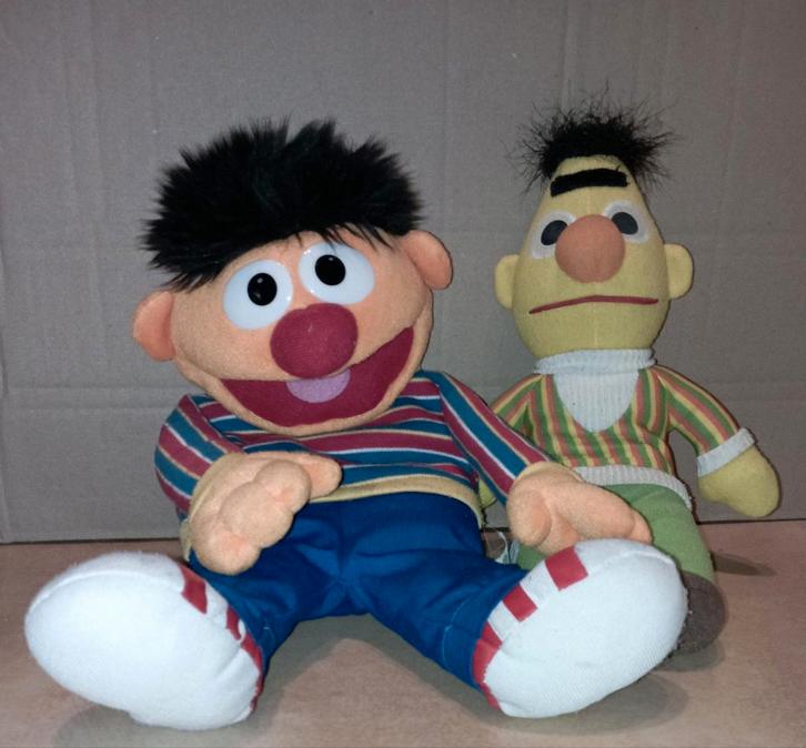 Knuffels Bert & Ernie Sesamstraat, Verzamelen, Film en Tv, Gebruikt, Tv, Actiefiguur of Pop, Ophalen of Verzenden