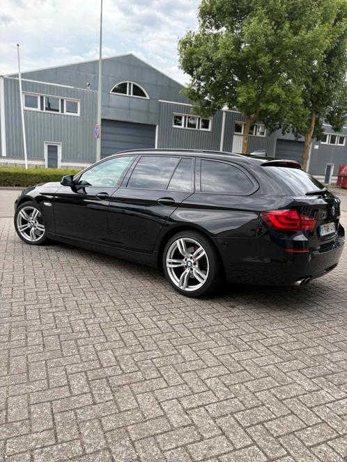 Hele mooie sportieve BMW 525D twinturbo, Auto's, BMW, Particulier, 5 Reeks, ABS, Airbags, Airconditioning, Alarm, Bluetooth, Boordcomputer