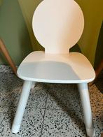 Kinder tafel en twee stoelen, Ophalen, Gebruikt, Stoel(en)
