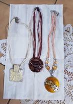 3 colliers (Lot 17), Bijoux, Sacs & Beauté, Utilisé, Enlèvement ou Envoi