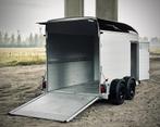 TE HUUR - GESLOTEN MOTORTRAILER, Ophalen