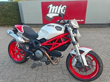 Ducati Monster 796 beschikbaar voor biedingen