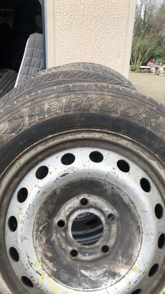 Pneu &jantz, Enlèvement, Utilisé