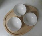 3 kommetjes voor hapjes met houten plank, Ophalen of Verzenden, Gebruikt, Effen, Kom(men)