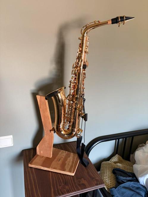 Odyssey debut eb alto sax met koffer, Muziek en Instrumenten, Blaasinstrumenten | Saxofoons, Zo goed als nieuw, Met koffer, Ophalen