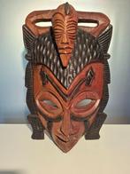 Très grand masque d'origine du Congo, Ophalen
