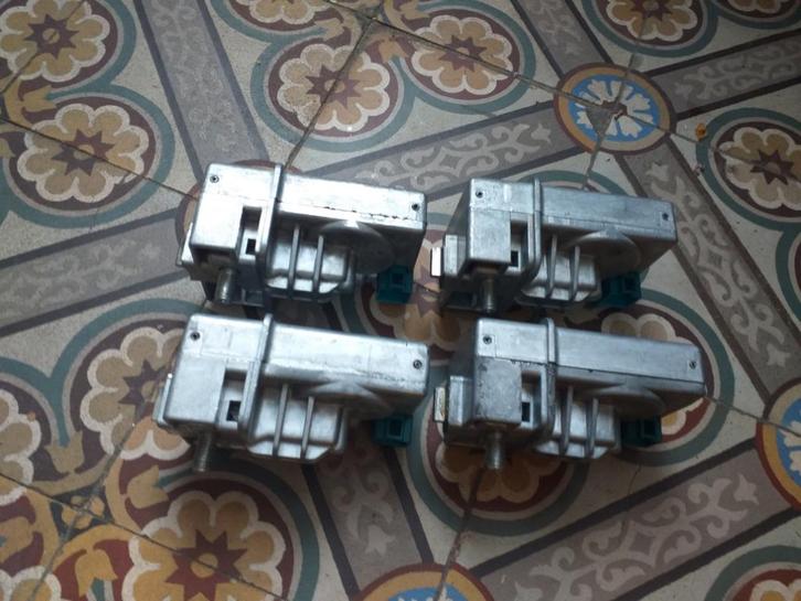 ELV MERCEDES W204 W207 W212, Auto-onderdelen, Elektronica en Kabels, Mercedes-Benz, Gereviseerd, Ophalen