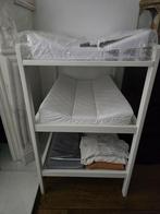 Verzorgingstafel + 2 waskussen Quax + 3 hoes voor waskussen, Kinderen en Baby's, Kinderkamer | Commodes en Kasten, Ophalen, Zo goed als nieuw