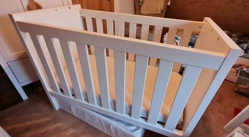 Lit bébé, Kinderen en Baby's, Babywiegjes en Ledikanten, Gebruikt, Ledikant, Ophalen