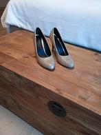 Gouden glinsterende pumps maat 41, Kleding | Dames, Ophalen, Pumps, Overige kleuren, Gedragen