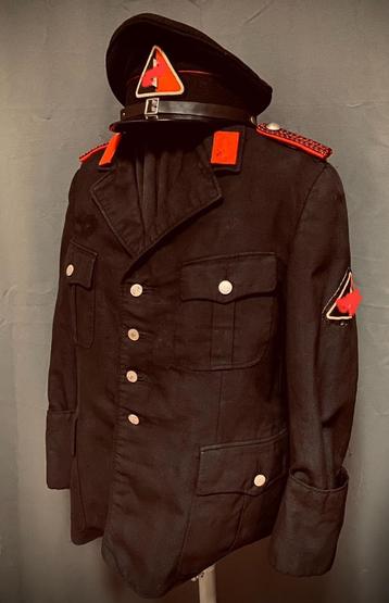 WA uniform repro beschikbaar voor biedingen