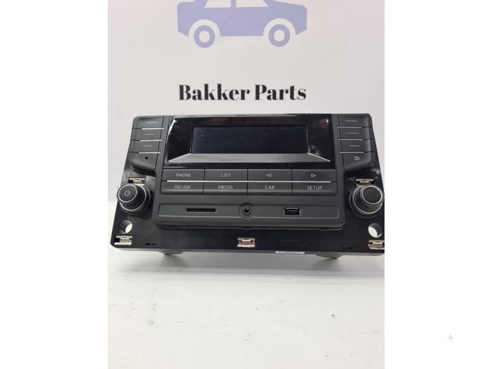 Radio CD Speler van een Volkswagen Crafter, Auto-onderdelen, Elektronica en Kabels, Volkswagen, Gebruikt, 3 maanden garantie