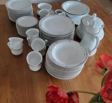 eetservies, Service complet, Comme neuf, Enlèvement, Autres styles