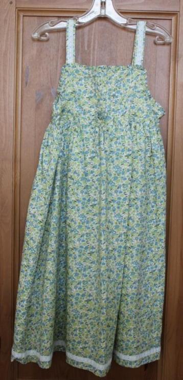 Robe verte Kihawo (taille 126 - 8 ans), Robe ou Jupe, Enlèvement ou Envoi, Comme neuf, Fille