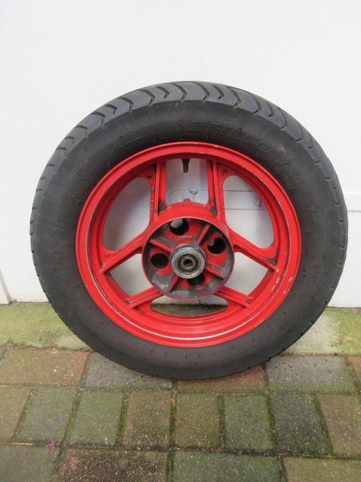 Kawasaki GPX600 achterwiel achtervelg GPX 600 R achter wiel, Motoren, Onderdelen | Kawasaki, Gebruikt, Ophalen of Verzenden