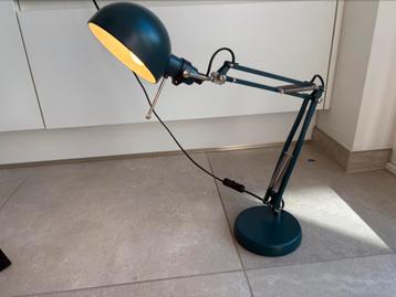 Perfecte bureaulamp beschikbaar voor biedingen