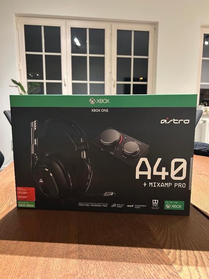 Astro A40 - koptelefoon headset, Computers en Software, Headsets, Zo goed als nieuw, Over-ear, Bedraad, Gaming headset, Inklapbare microfoon