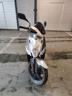 Vend Kymco 125 cc, Fietsen en Brommers, Ophalen of Verzenden, Zo goed als nieuw, Agility