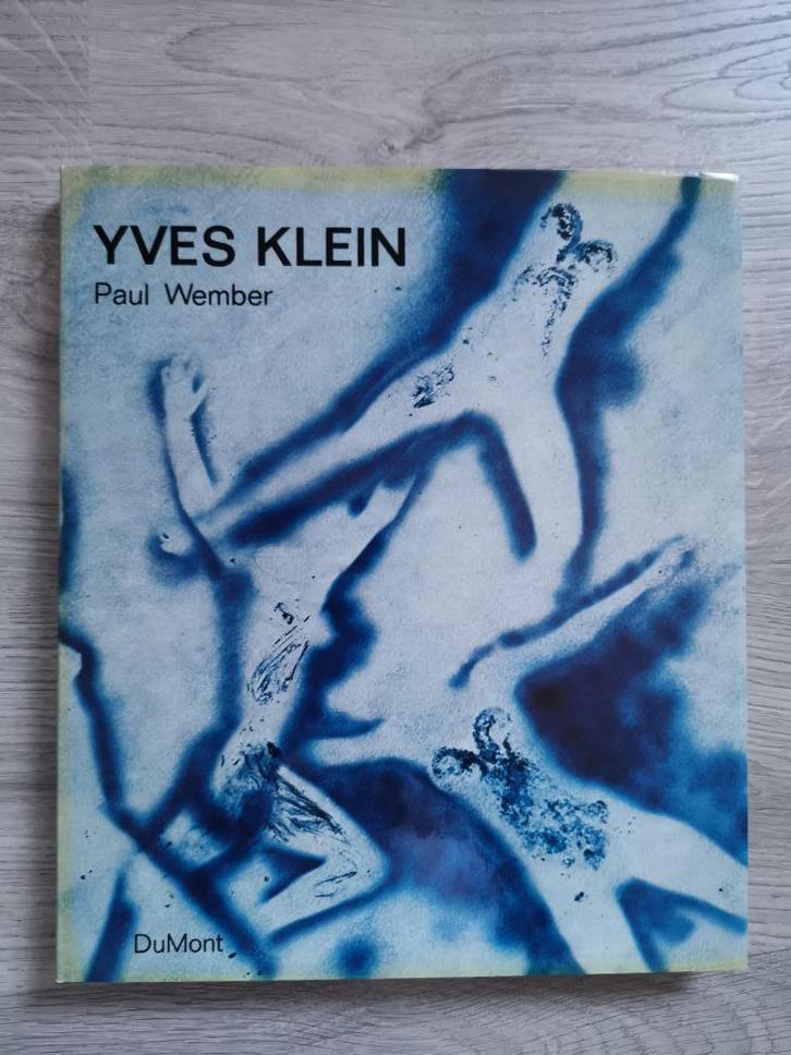 Yves Klein - Paul Wember, Boeken, Kunst en Cultuur | Beeldend, Gelezen, Schilder- en Tekenkunst, Ophalen of Verzenden