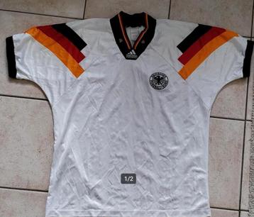 Retro voetbalshirt Germany beschikbaar voor biedingen