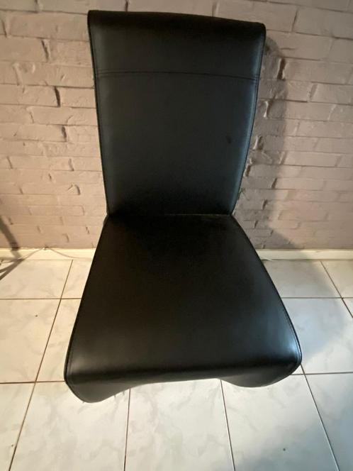 Moderne zwarte stoelen, Huis en Inrichting, Stoelen, Zo goed als nieuw, Vijf, Zes of meer stoelen, Zwart, Ophalen