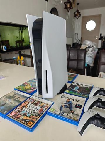 Zo goed als SPLINTERNIEUWE PS5 + 3controllers + 7 spellen beschikbaar voor biedingen