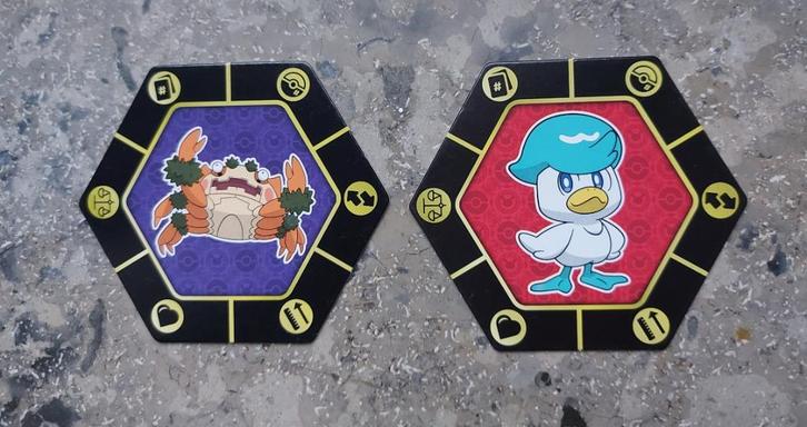Pokemon McDonalds 2023 hexagonal card, Hobby en Vrije tijd, Verzamelkaartspellen | Pokémon, Nieuw, Ophalen of Verzenden