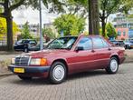 Mercedes Benz 190DIESEL W201 in een orginele goede staat, Auto's, Mercedes-Benz, Zwart, 4 cilinders, 5 deurs, Achterwielaandrijving