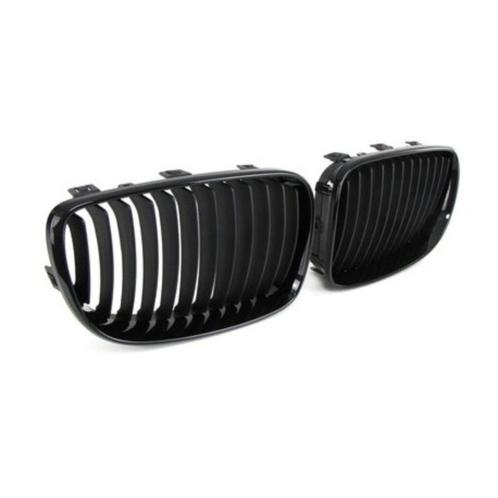 CALANDRE NOIR BRILLANT BMW SÉRIE 1 E81 E87 LCI SAUF PACK M, Auto diversen, Tuning en Styling, Ophalen