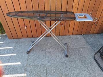 Strijkplank (Rowenta) beschikbaar voor biedingen